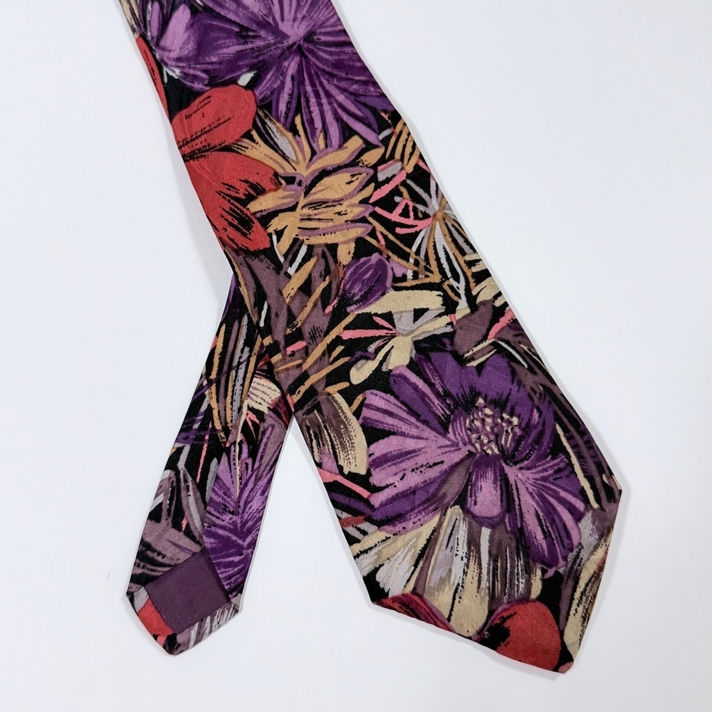 Guy Laroche Paris Monsieur Floral Burst Silk Neck Tie